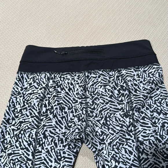 Lululemon Leggings - Picture 9 of 12